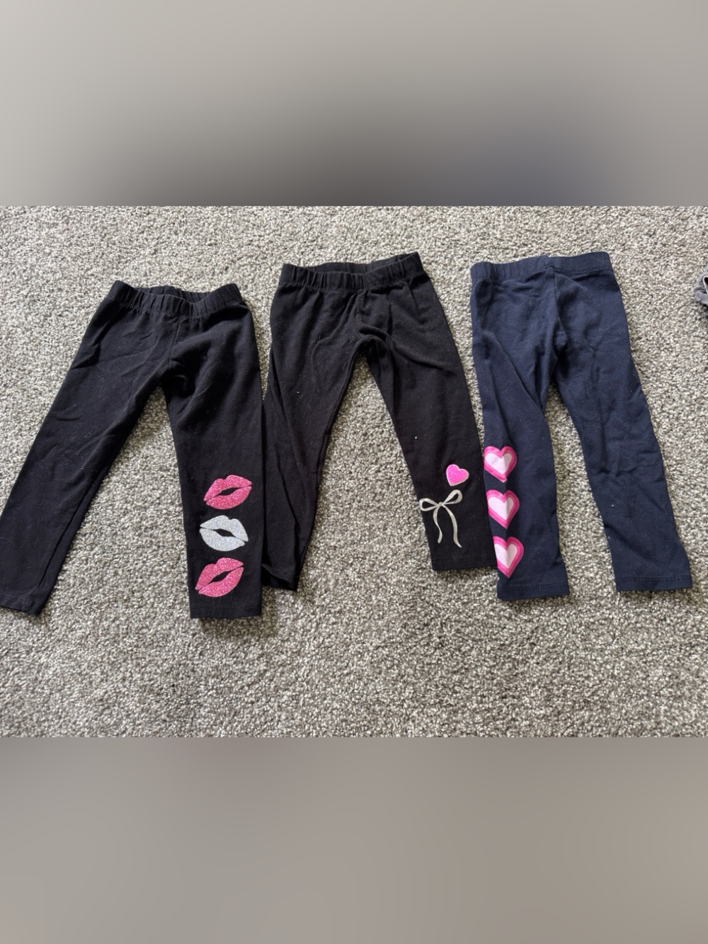 Denny’s Girls Black & Navy Leggings with Heart and Lip Prints